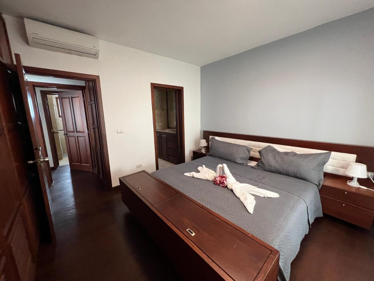 Caribbean Suites With Rooftop Pool Punta Cana Ngoại thất bức ảnh